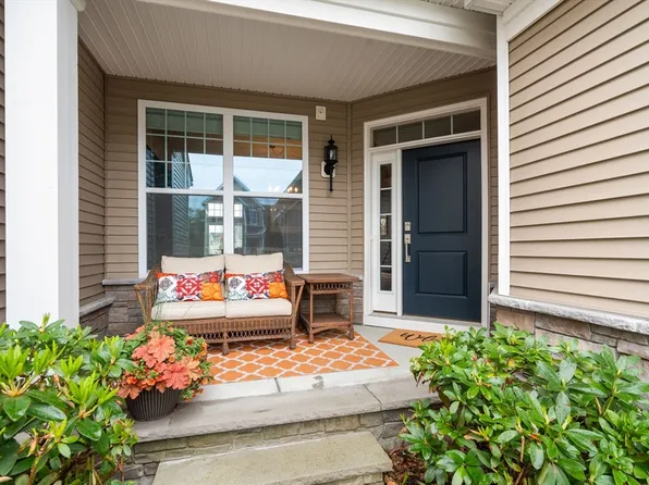65 Glen Ellen Blvd #65, Millis, MA 02054