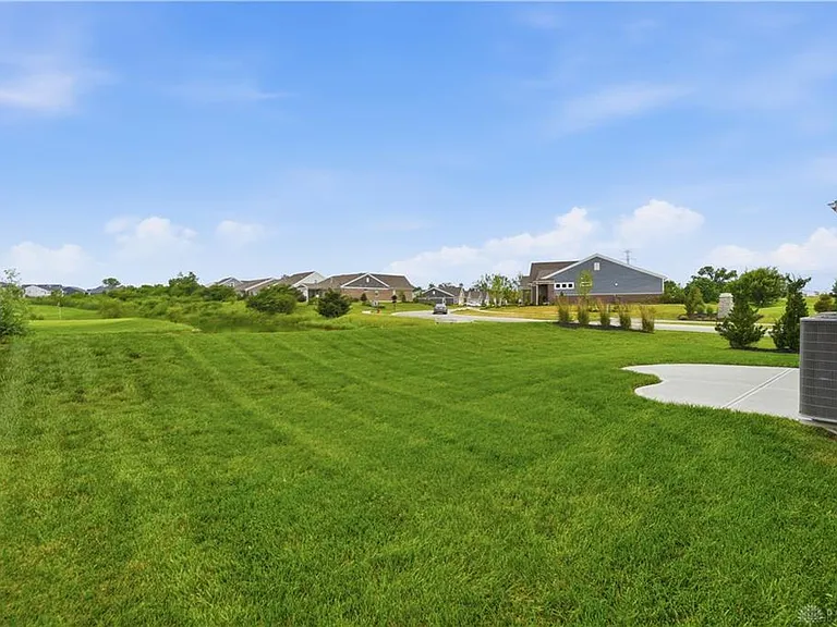 5283 Greenview Ln — Photo 42