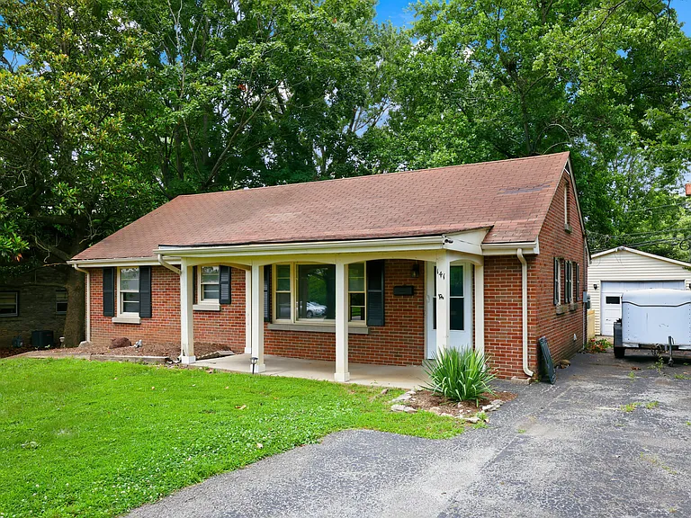 141 Zandale Dr — Photo 20