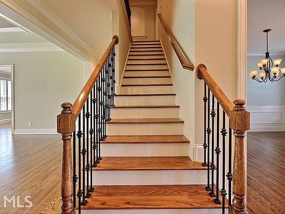 3rd image of 120 Edenberry Dr #28