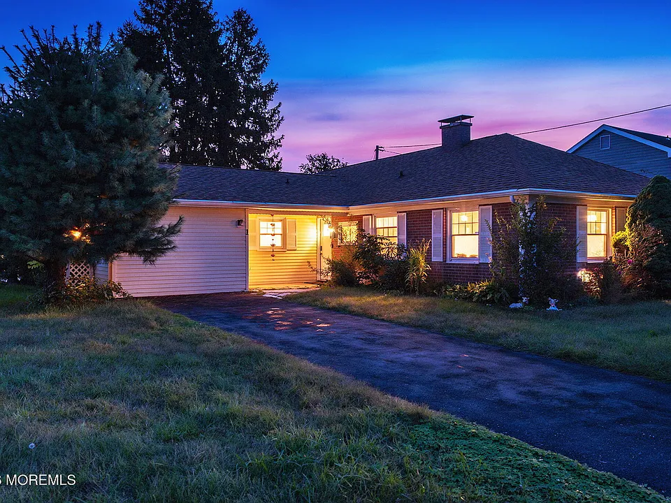 1 Madestone Ln