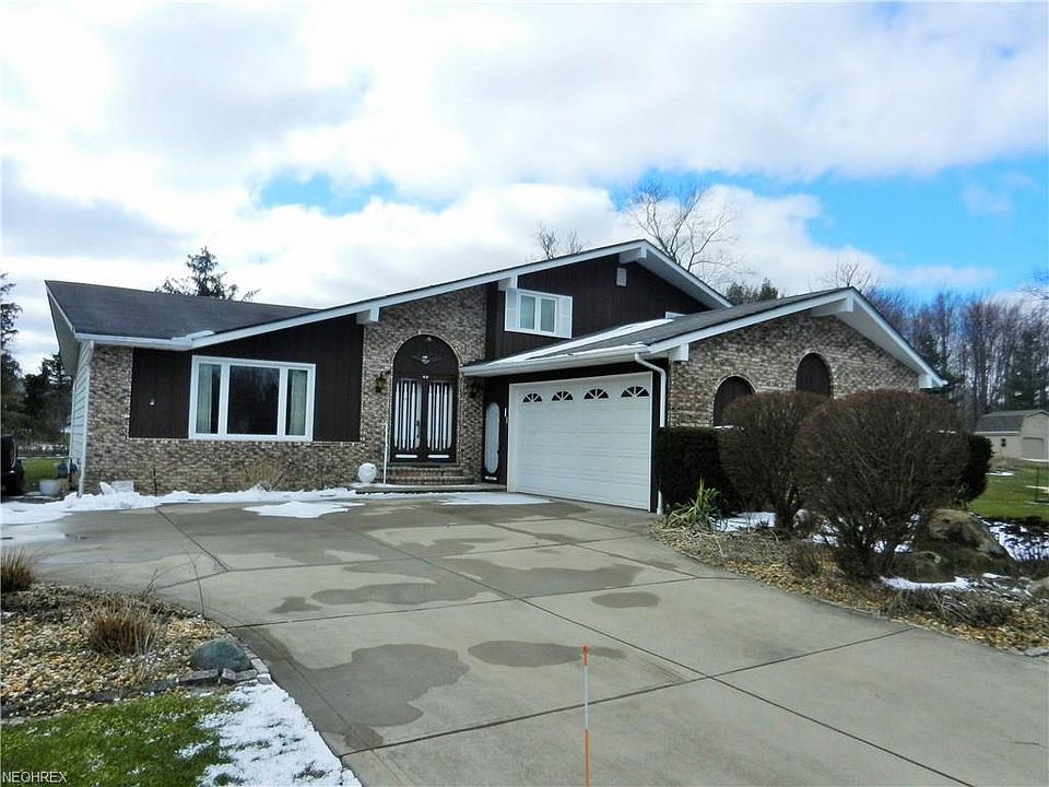 1st image of 2248 Willow Brook Ln
