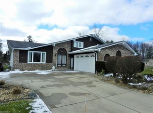 2248 Willow Brook Ln, Hinckley, OH 44233