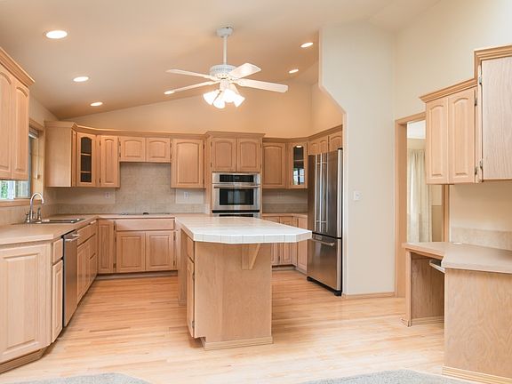 3rd image of 330 13th Pl NW
