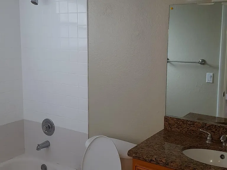 1440 Windorah Way #D — Photo 11