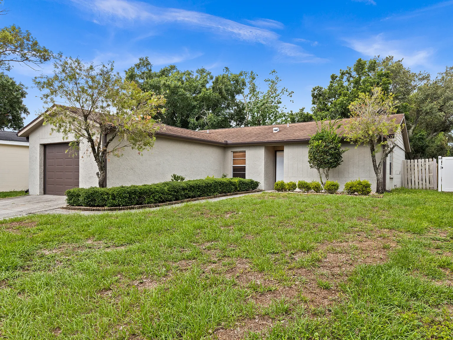 3 bed, 1263 sqft, $2,400 — Photo 1