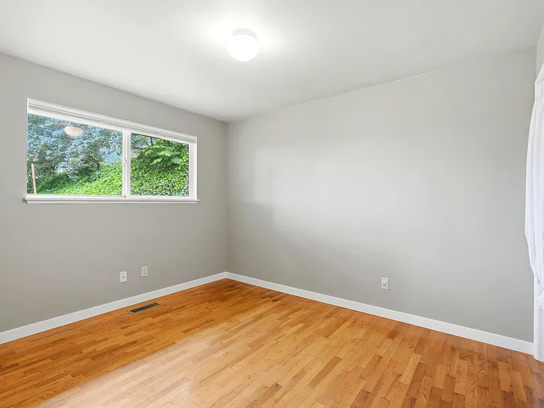 4830 S Raymond St — Photo 20
