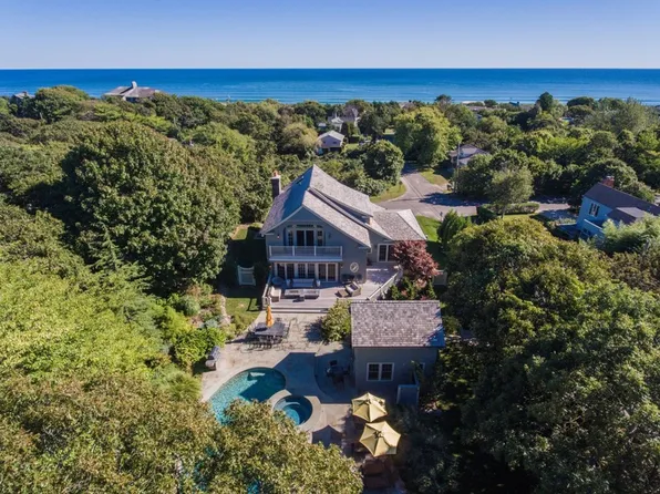75 Wood Dr, Montauk, NY 11954