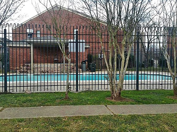 5th image of 12500 Sandpiper Dr APT 86
