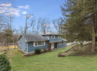 38 Whipple Rd, Wayne, NJ 07470