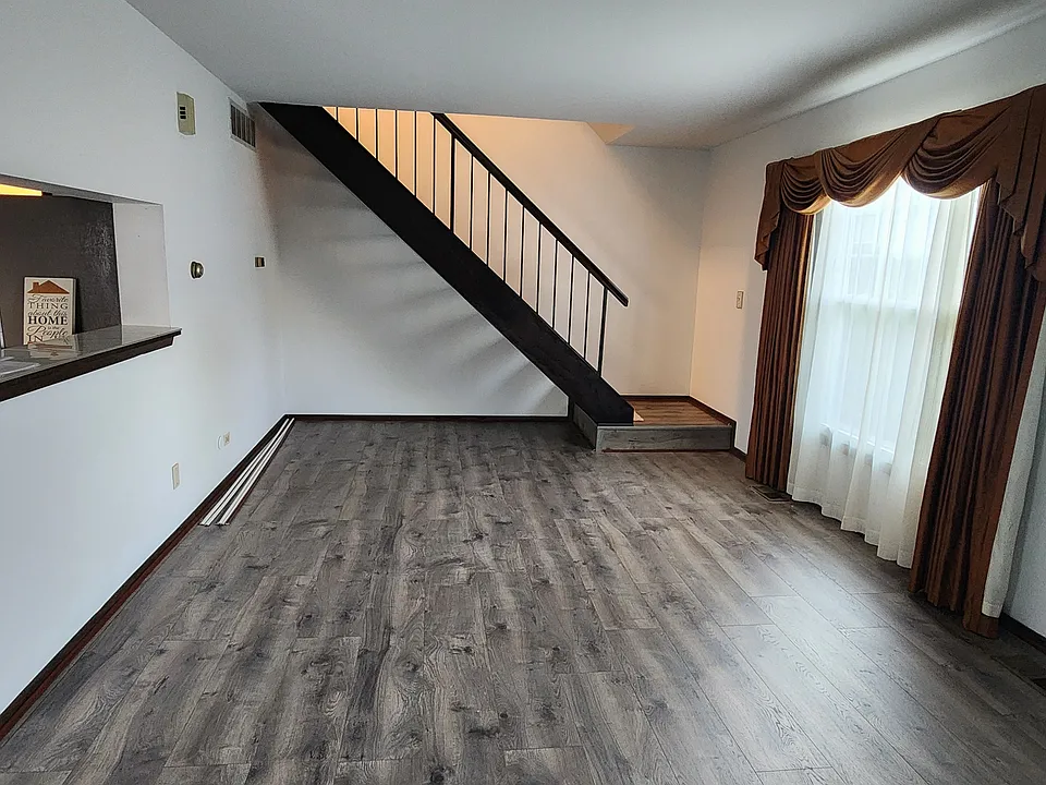 322 Russet Way