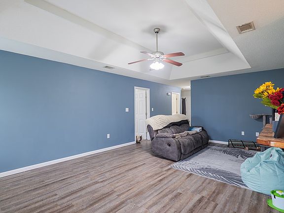4th image of 5184 Calvary Cir