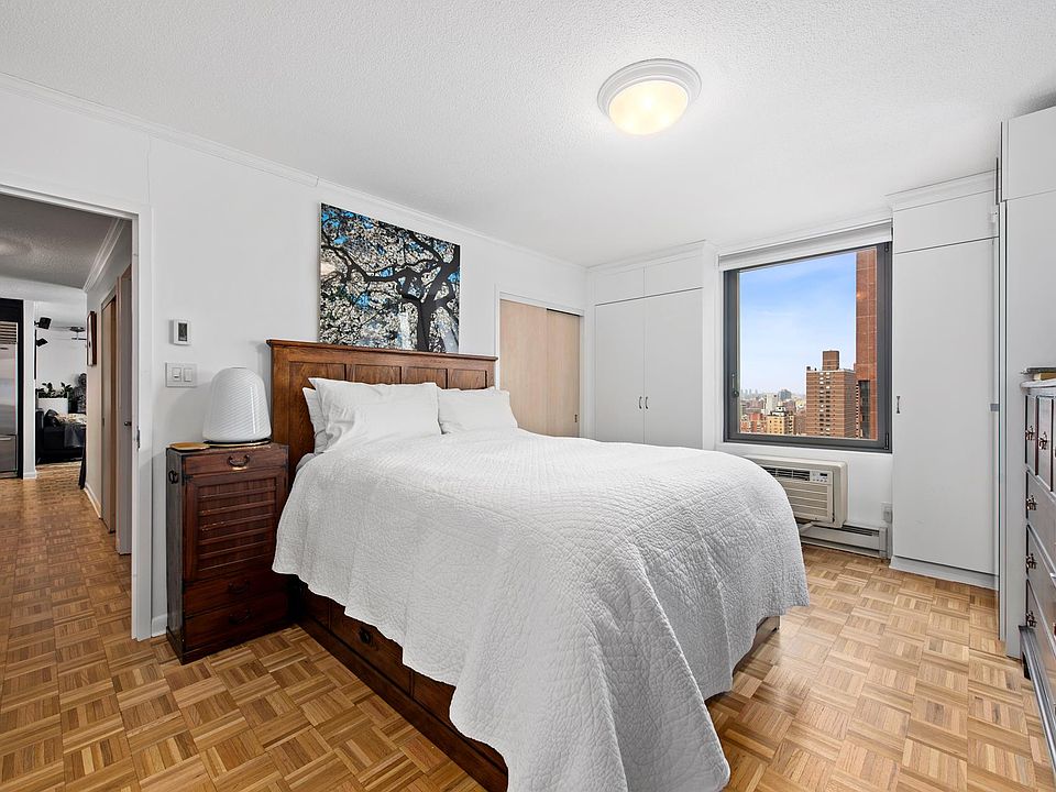 1st image of 1601 3rd Ave APT 22K