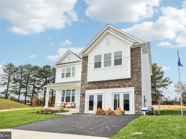 11789 Wales Dr, Fredericksburg, VA 22407