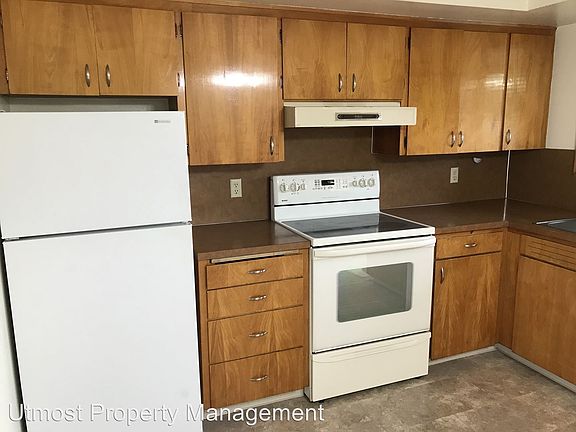 3rd image of 10911 NE 6th St