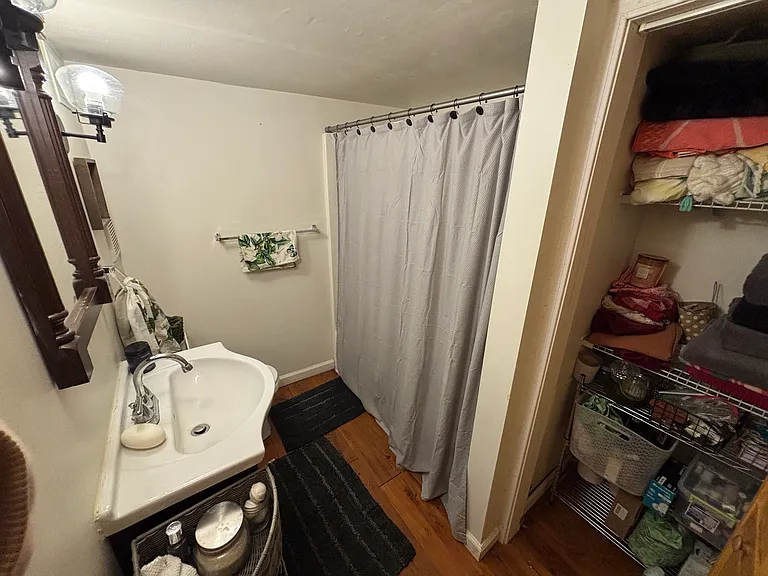 5300 Butler St #1 — Photo 16