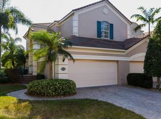 5242 Parisienne Pl, Sarasota, FL 34238