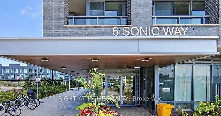 6 Sonic Way #703 — Photo 2