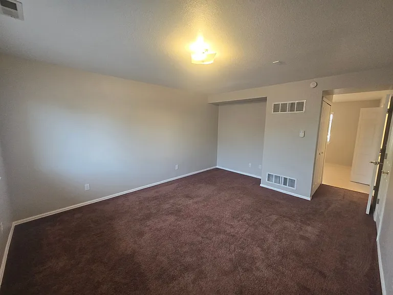 80 Blackburn Ln — Photo 8