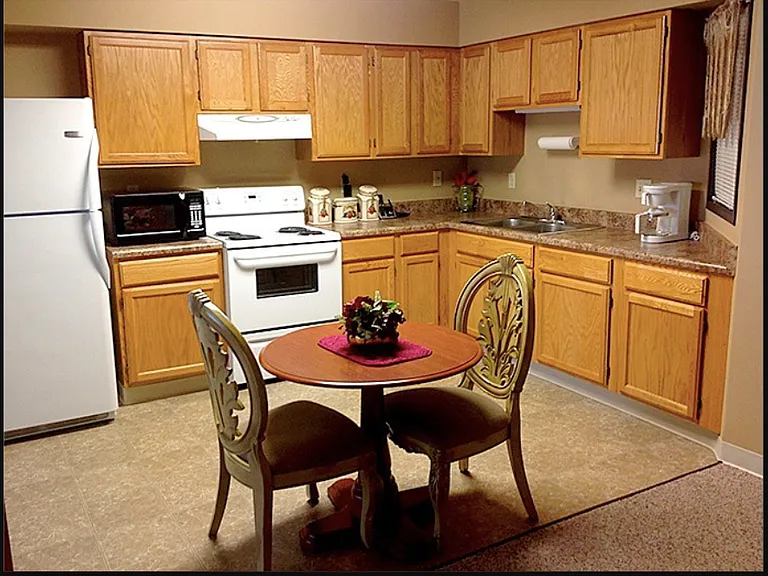 741 Streeter Dr #741 — Photo 5