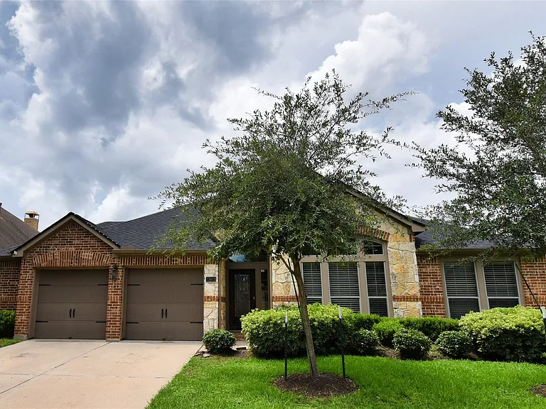 13611 Summer Cloud Ln — Photo 1