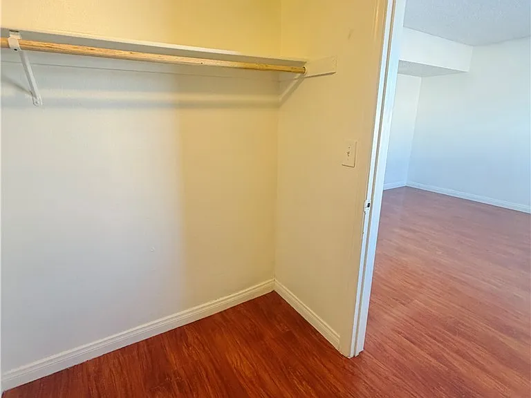 4264 Tara Ave #1A — Photo 10