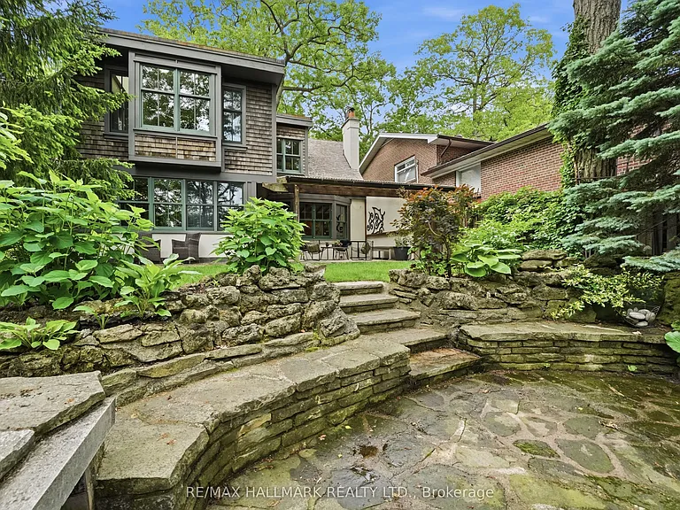 31 Glen Oak Dr — Photo 4