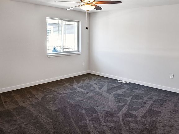 3rd image of 1325 Bunker Hl #1102