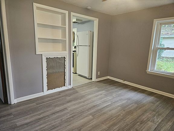 Living room leading to kitchen