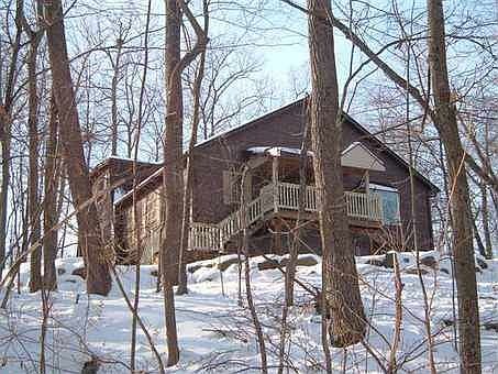 1st image of 20 Oak Crest Dr