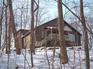 20 Oak Crest Dr, Lloyd, NY 12528
