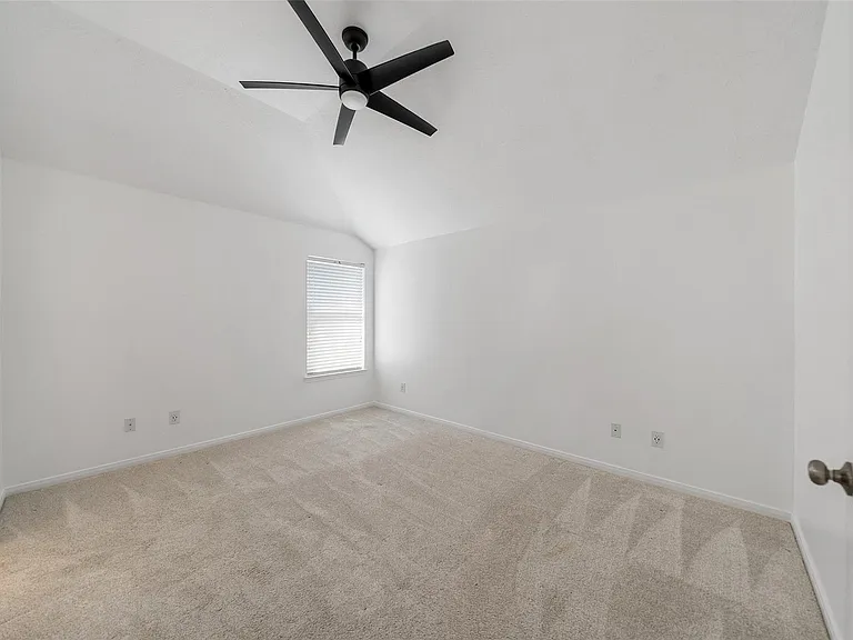 1922 Lake Grayson Dr — Photo 26