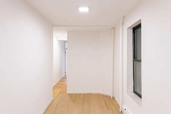 Rented by Bond New York | media 3