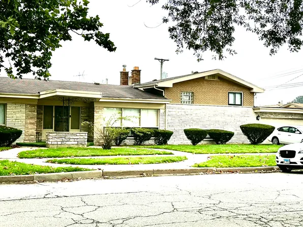 9200 S Bennett Ave, Chicago, IL 60617