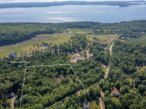 4th image of 77 Pound Hill Road