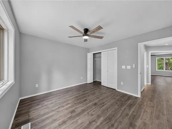 15 Breton Way, Bella Vista, AR 72715