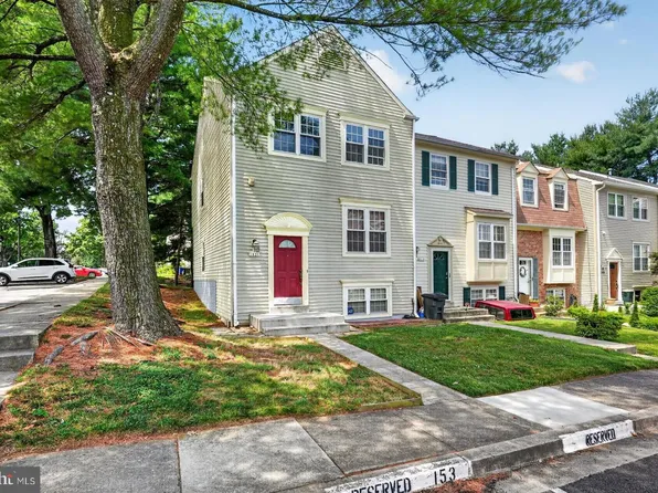 1021 Copperstone Ct, Rockville, MD 20852