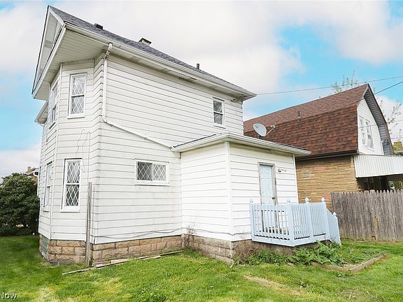 3rd image of 1342 Oregon Ave