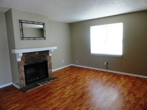 2nd image of 10008 NW Lema Dr APT D