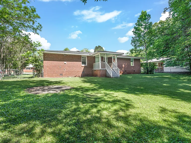503 Stella Dr — Photo 26