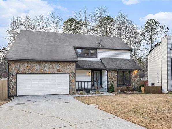 1655 Links Overlook, Stone Mountain, GA 30088