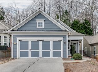 6314 Scenic View Dr, Hoschton, GA 30548