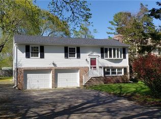 135 Whitford St, South Kingstown, RI 02879