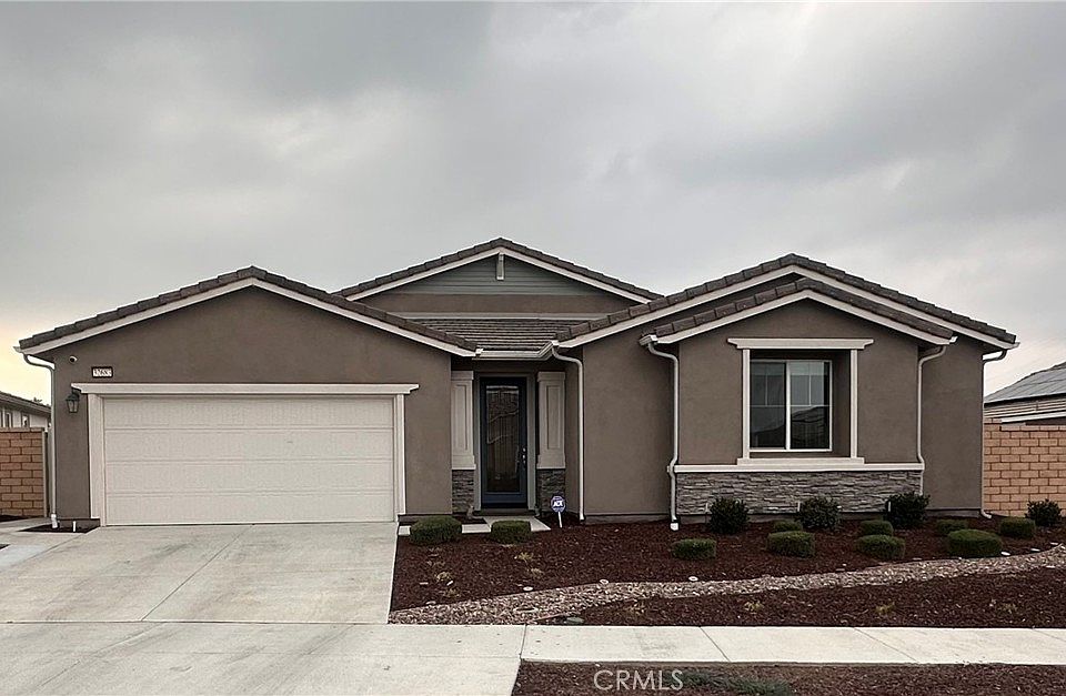 1st image of 32683 McKiernan Ln