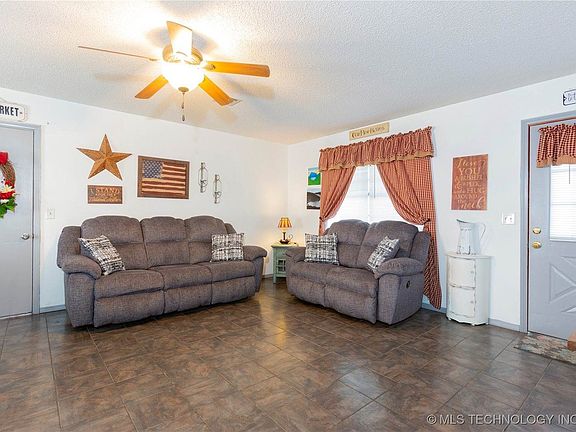 3rd image of 41333 E County Road 1232