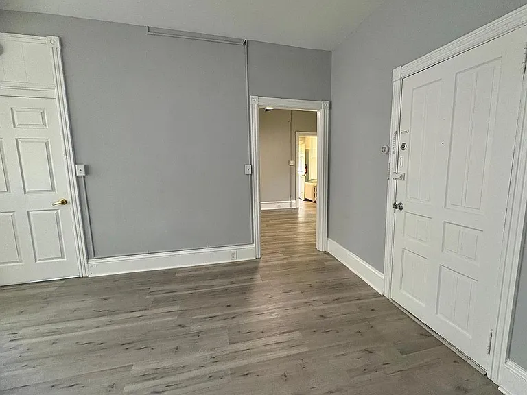 735 Morgan Ave #1 — Photo 6
