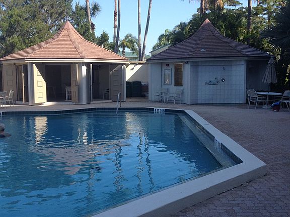 2nd image of 5880 Midnight Pass Rd APT 506