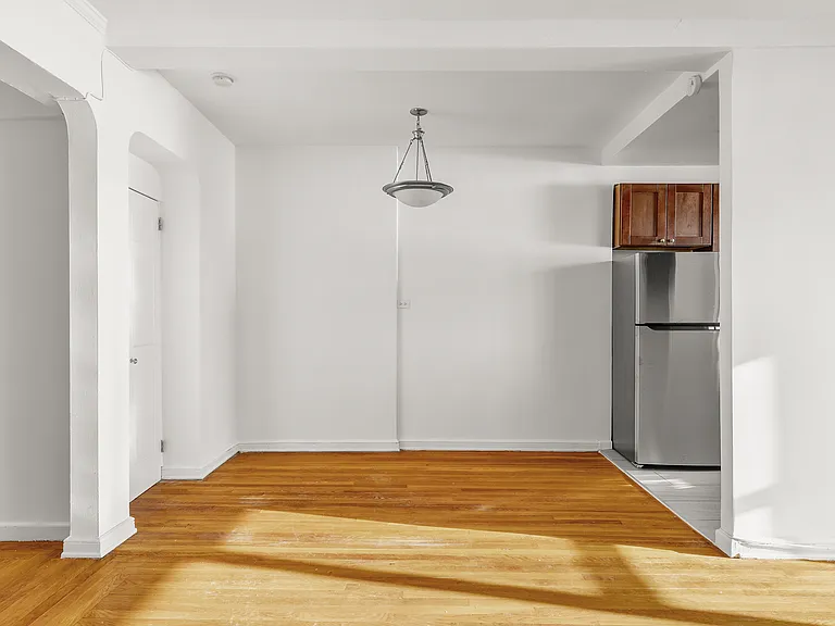 158-18 Riverside Dr W #4E50 — Photo 5