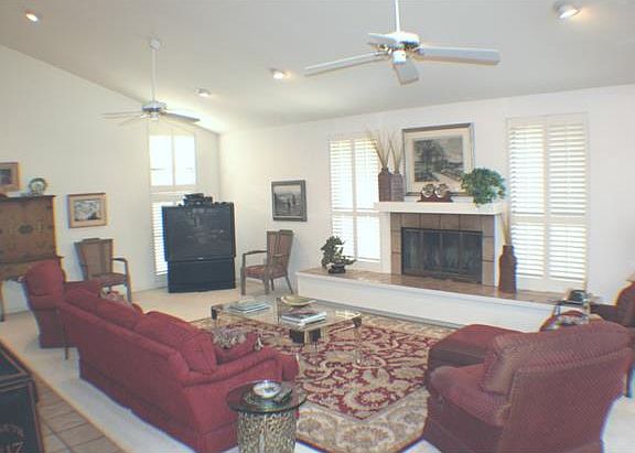 2nd image of 5330 Collinwood Ave