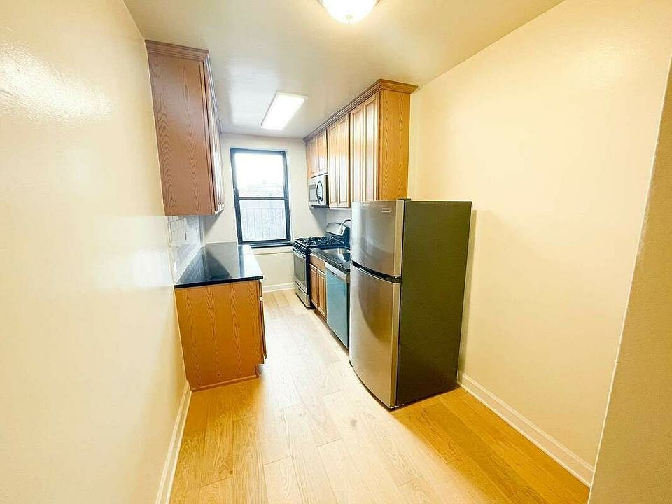 1st image of 93-24 Queens Blvd #5N